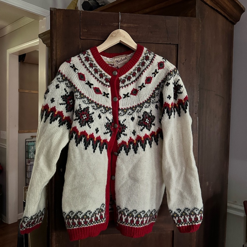 Woolrich 100% Wool Sweater Size Medium